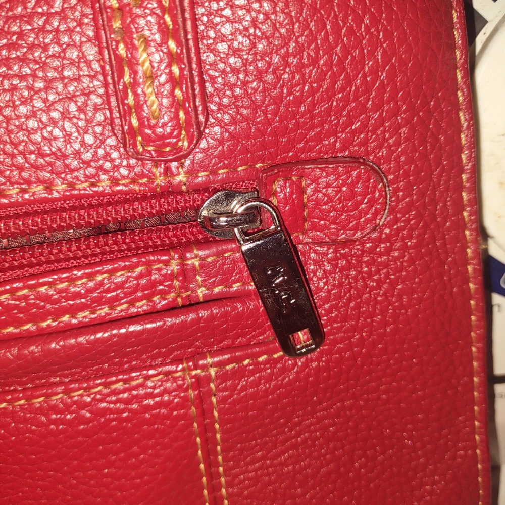 Woman's M.C Marc Chantel Red Hand bag - Picture 4 of 5